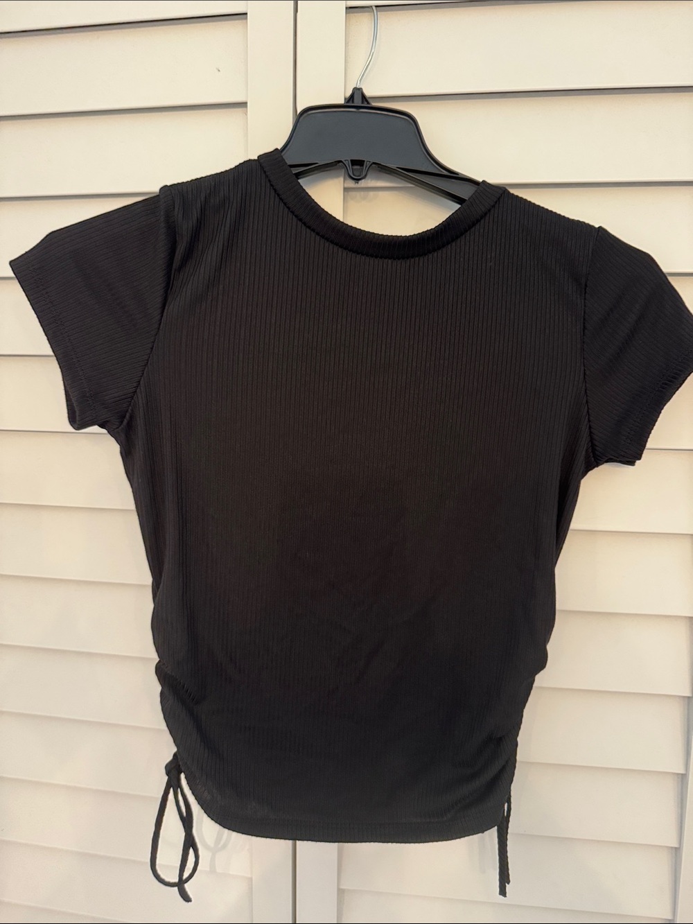 Black Ribbed Short Sleeve Tee with Adjustable Side Ties